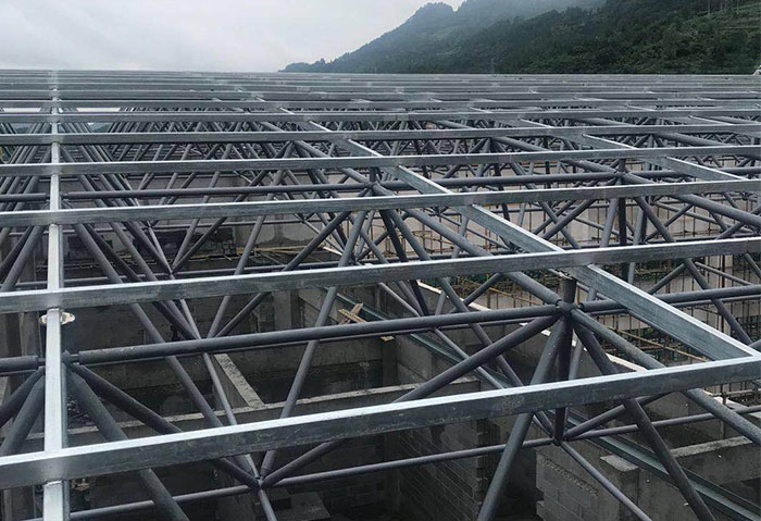 铜川仁怀冠英学校艺体楼网架